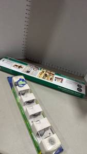 lot 2158 image: Adjustable Storage System Broom and Tool Holder Organizer