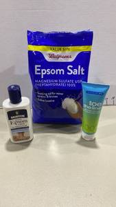 lot 2219 image: Foot care supplies