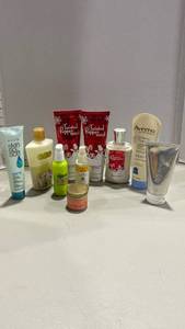 lot 2230 image: Lotions and skincare