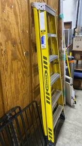 lot 2328 image: Werner 6ft aluminum ladder