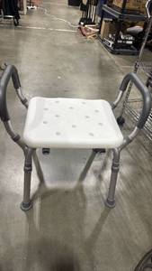 lot 2333 image: Adjustable shower chair