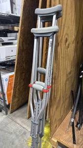lot 2334 image: 2 sets of adjustable crutches