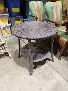lot 206 image: Brown wicker table 26 x 26 x 26 in