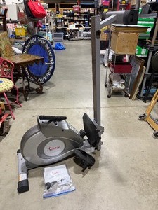 lot 208 image: Sunny Health & Fitness magnetic rowing machine