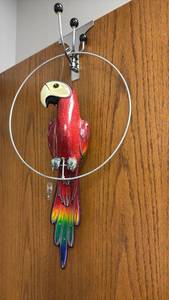 lot 908 image: Hand painted resin parrot on 13 in tall perch