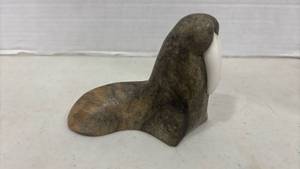 lot 1009 image: Stone Seal Figurine with White Inlay 4 inches long