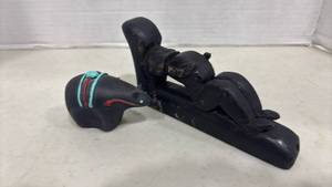 lot 1021 image: Vtg Teissedre Ceramic Bear and Northwest Coast Hand Carved Wood 6.5 Inches Long