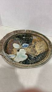 lot 1064 image: Ceramic Bowl with Decorative Rim and Glazed Interior 12 inches