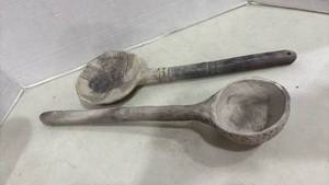 lot 1065 image: Native American Anasazi pottery ladles 16 inches long