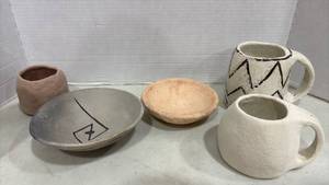 lot 1067 image: Handmade Pottery Mugs and Bowls