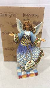 lot 1085 image: Jim Shore Heartwood Creek Heavenly Dancer Angel Figurine 4007669