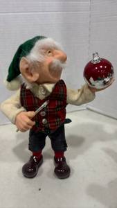 lot 1096 image: Zims Woodland Elves Themselves 10.5 Tall. Painting Ornaments