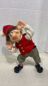 lot 1097 image: Zims Woodland Elves Themselves 10.5 Tall. Red Vest Peek a Boo