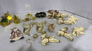 lot 1123 image: Cream and Gold Christmas Cherubs with Reindeer and more