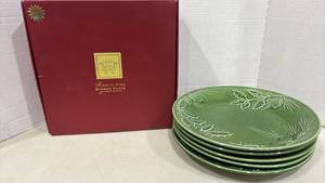 lot 1139 image: Lenox Rustic Pine Dinner Plates Qty 9