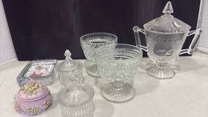 lot 1153 image: Vtg Jeannette Glass Baltimore Pear Sugar Bowl With Lid, Two Dessert Dishes, Two Condiment Jars and more