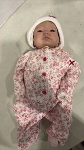 lot 1190 image: Reborn Baby Doll Red Floral Outfit White Bonnet 18 inches long
