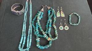 lot 1634 image: Womens jewelry