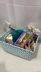 lot 2040 image: Easter & Spring  Supplies Lot with Storage Basket Organizer