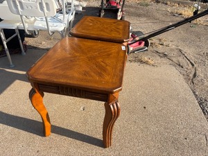 lot 102 image: Wood end tables x 2