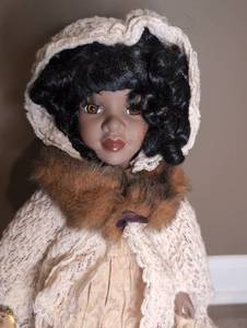 lot 810 image: Limited Edition Porcelain Doll Black Hair Lace Bonnet Fur Collar