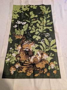 lot 1006 image: Fabric Panel Botanical Squirrel Print Dark Green Linen