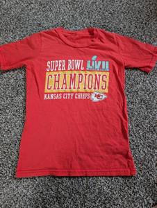 lot 4006 image: Super Bowl LVII Champions Kansas City Chiefs T-Shirt - Youth Medium