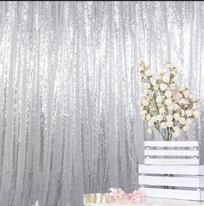 lot 3000 image: Silver Sequin Fabric Panel&nbsp