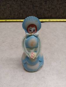 lot 162 image: Shell Craft Doll Figurine Blue and White