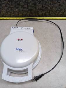 lot 168 image: Oster Belgian Waffle Maker 12 Cup 5 Minutes