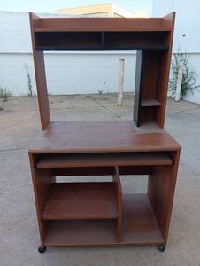 lot 193 image: Wood Desk with Hutch and Shelving Unit on Casters