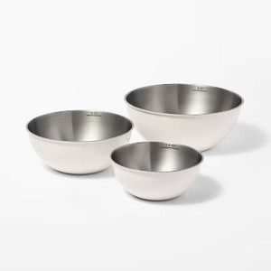 lot 57 image: 3pc Stainless Non-Slip Mixing Bowls Cream - Figmint Nesting