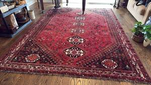 lot 903 image: Area rug 10.5 x 8 ft must be removed after piano
