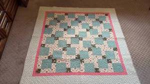 lot 983 image: Machine stitch lap quilt 57x56