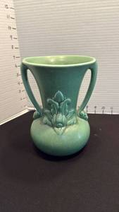 lot 1011 image: Red Wing Pottery vase, specifically model #926