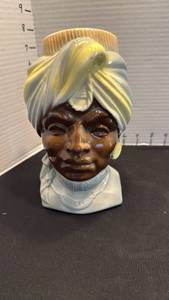 lot 1023 image: Royal Copley ceramic wall pocket planter head vase
