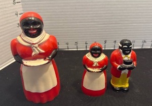 lot 1047 image: Vintage Aunt Jemima syrup dispenser  with salt and pepper shakers