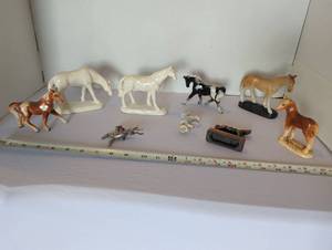 lot 1064 image: Porcelain and metal horse figures