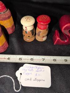lot 1095 image: Vintage Salt and Pepper Shaker sets  Campbells and more