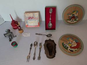 lot 1107 image: TH Marthinsen Norway silver plate, collectible spoons and more vintage items