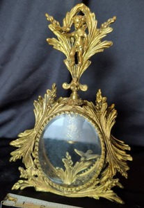 lot 1117 image: 9 French Ormolu Perfume Bottles, Cherub Decor, Hollywood Regency