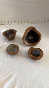 lot 1127 image: Baxter pottery handcrafted artisan pottery bowl