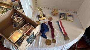 lot 1133 image: Baseball cards, medals and baseball
