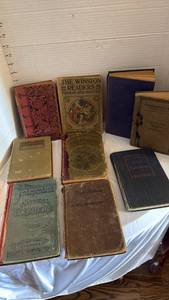 lot 1142 image: Vintage books