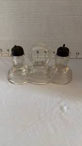 lot 1146 image: Antique salt and pepper shakers
