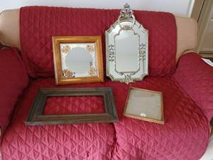 lot 1185 image: Lot of  Decorative Wall Mirrors and frames largest 23x12