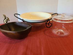 lot 1217 image: David Auld bowl, ceramic bowl with stand, with  glass dish with lid