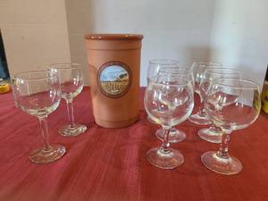 lot 1227 image: Val Do Sol Wine Chiller with Stemmed Wine Glasses
