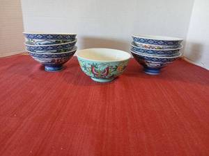 lot 1235 image: 7-Piece Porcelain Bowls