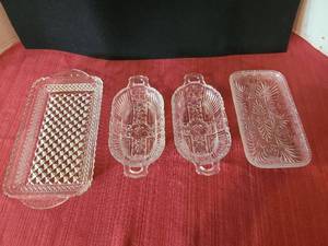 lot 1252 image: Anchor Hocking Wexford relish tray, 2 Indiana Glass Killarney oval relish dishes, one rectangular vanity tray